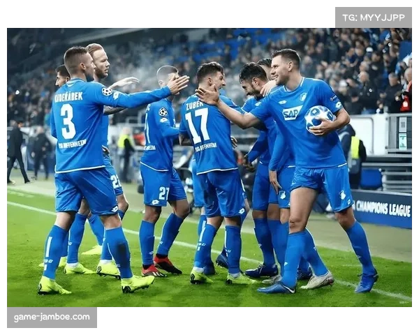 从保级到欧战区:法兰克福主帅托普穆勒的战术改造之路 从保级到欧战区:法兰克福主帅托普穆勒的战术改造之路